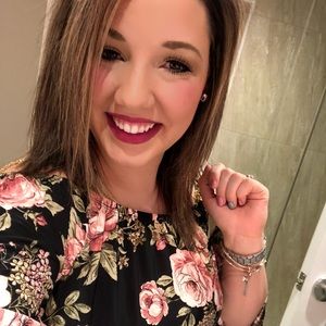 Meet your Posher, Courtney